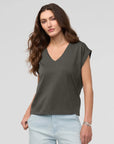 DUER - T-SHIRT DOLMAN PURE PIMA COL V - EVERGREEN