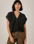 BARE KNITWEAR - GILET EN ALPAGA À BOUTONS - BASALT - AH26