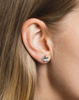 WOLF CIRCUS - FLOWER EARRINGS - SILVER