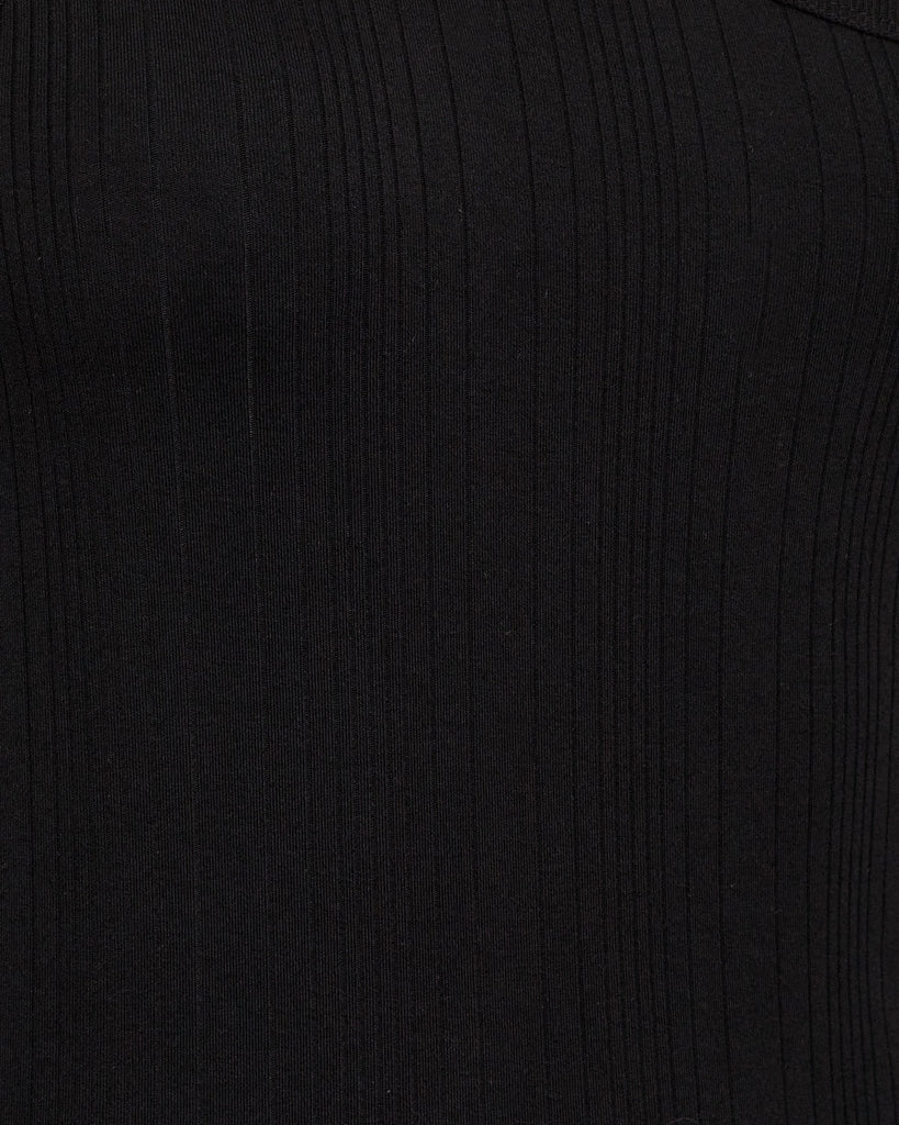 MINIMUM - PAULAS DRESS - BLACK - PÉ24