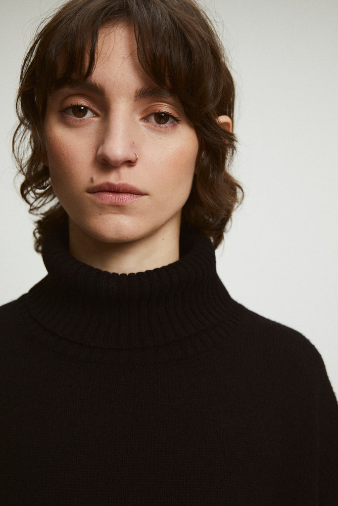 RITA ROW - PULL GRANDT - NOIR - AH23