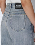 DR DENIM - NANCI BARREL JEANS - DRIFT LIGHT USED - FW26