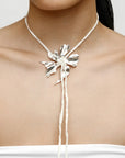 WOLF CIRCUS - COLLIER FLEUR - CRÈME