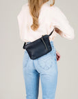 ELEVEN THIRTY - SAC BANANE AMADA - CUIR NOIR