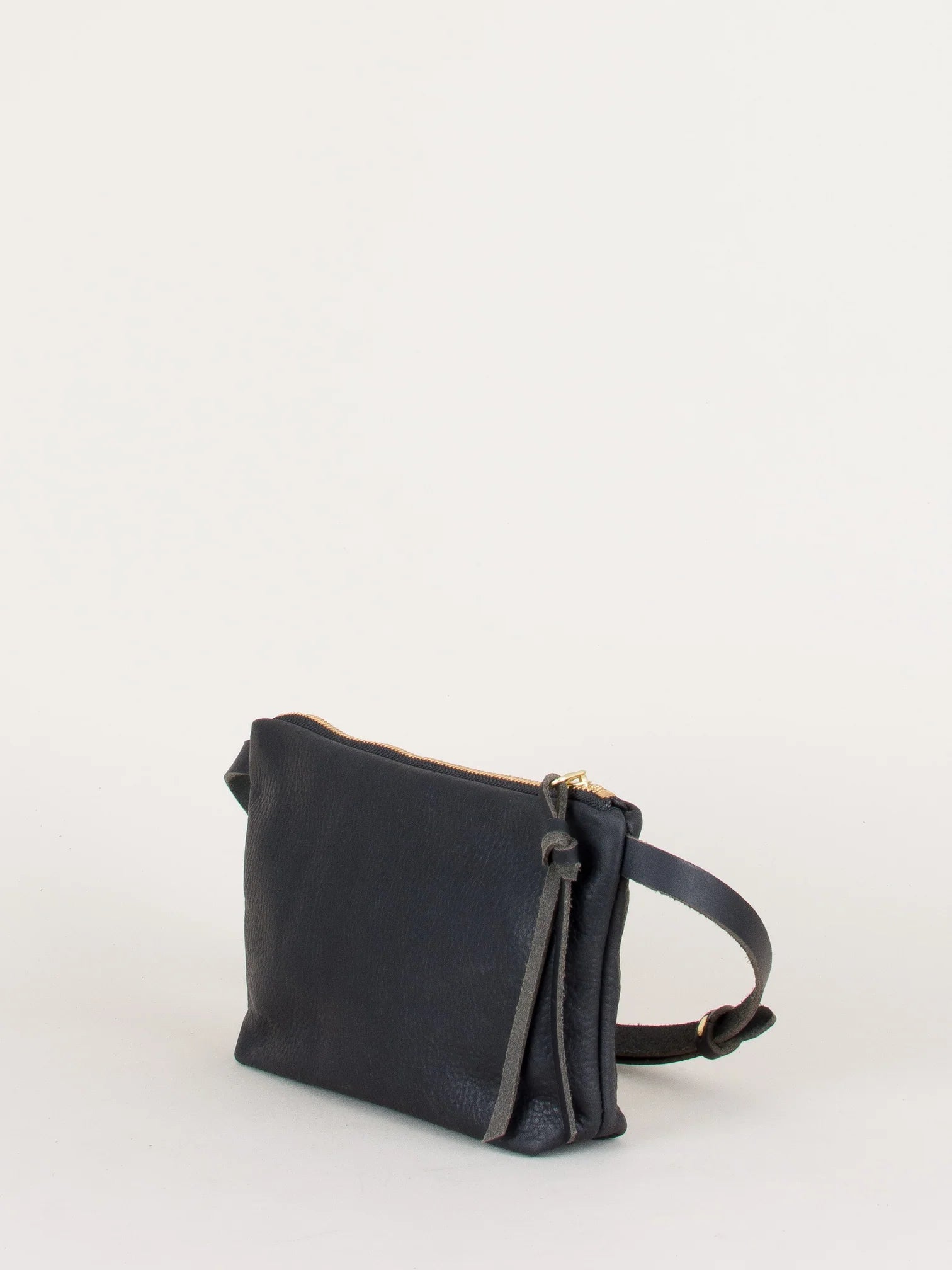 ELEVEN THIRTY - SAC BANANE AMADA - CUIR NOIR