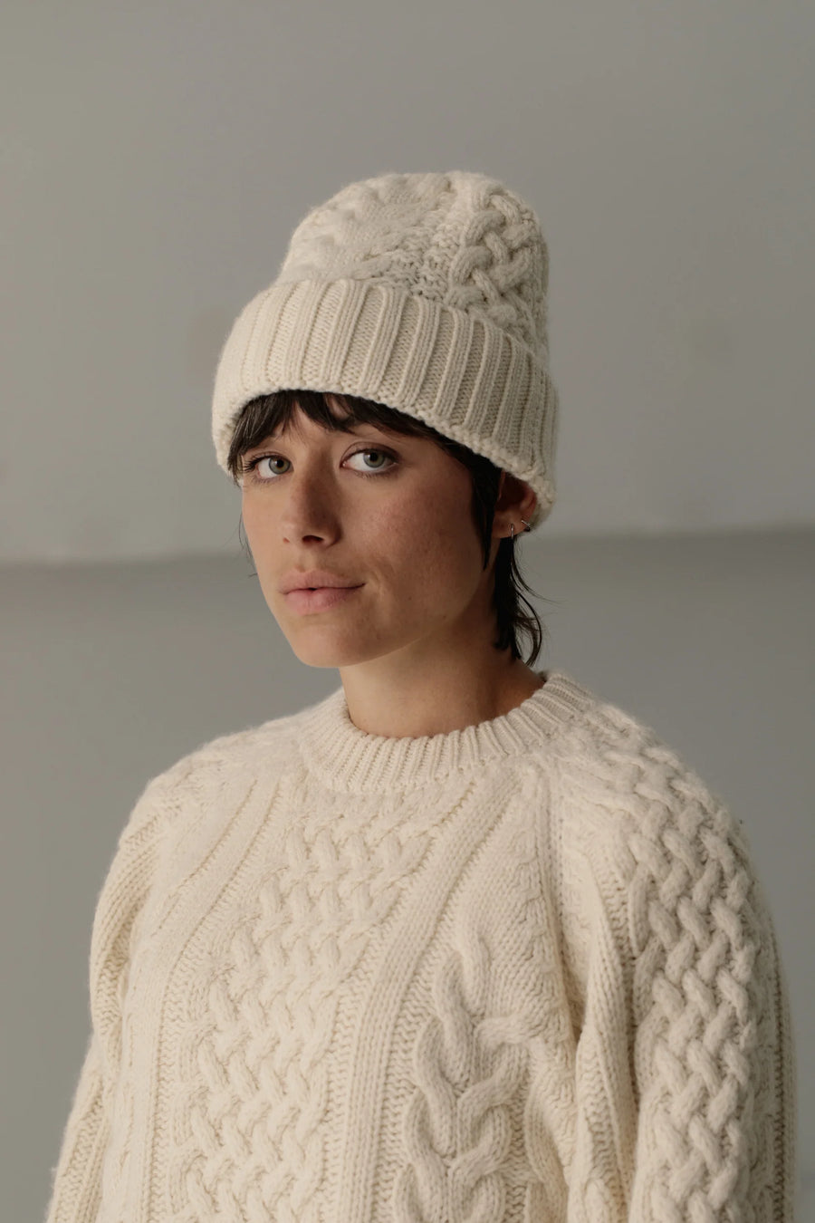 BARE KNITWEAR - PORTEAU CABLE BEANIE - FW23