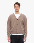 COLORFUL STANDARD - CARDIGAN COL V EN LAINE MÉRINOS - TAUPE