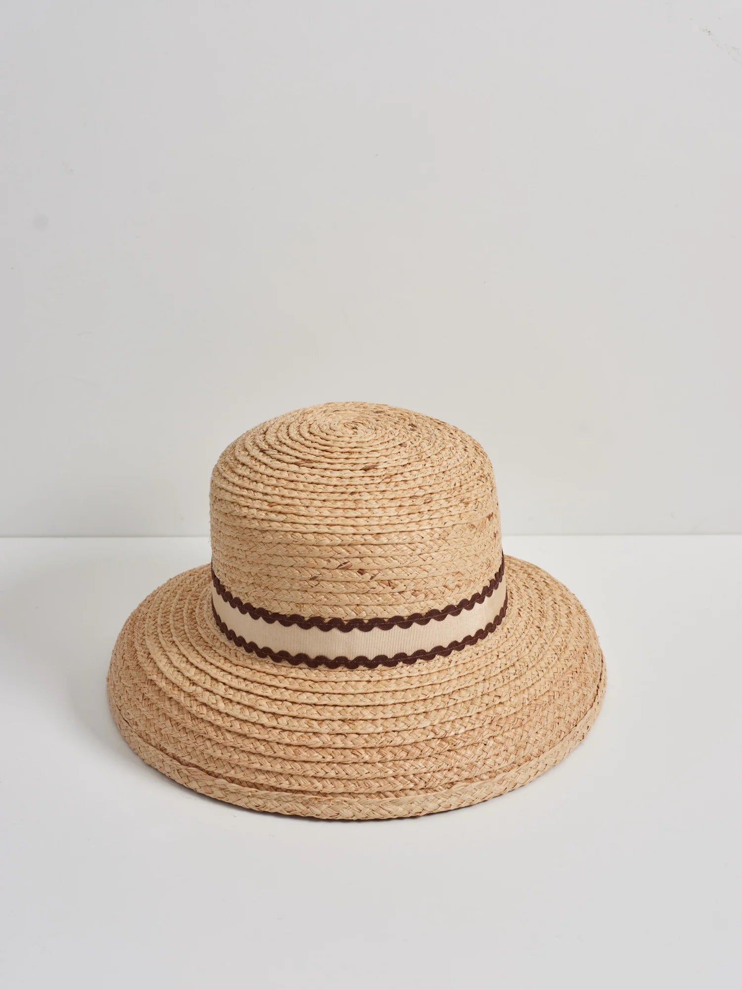 HEIRLOOM - GARDENIA - CHAPEAU DE PAILLE EN FORME DE DÔME