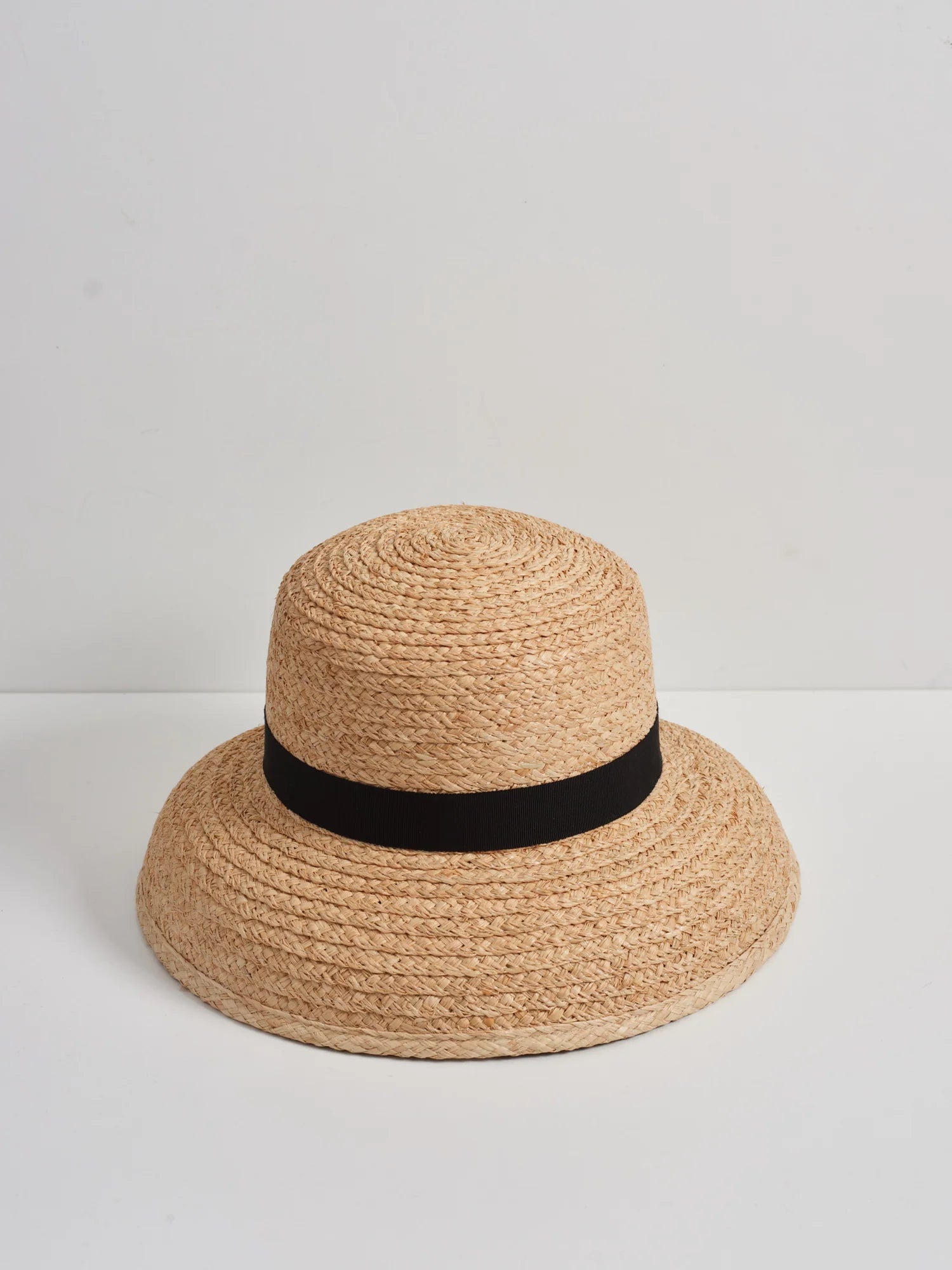HEIRLOOM - GARDENIA - CHAPEAU DE PAILLE EN FORME DE DÔME