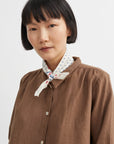 SKALL STUDIO - FOULARD JUNIPER - CRÈME/BLEU/ROUGE - 55x55 - PÉ25
