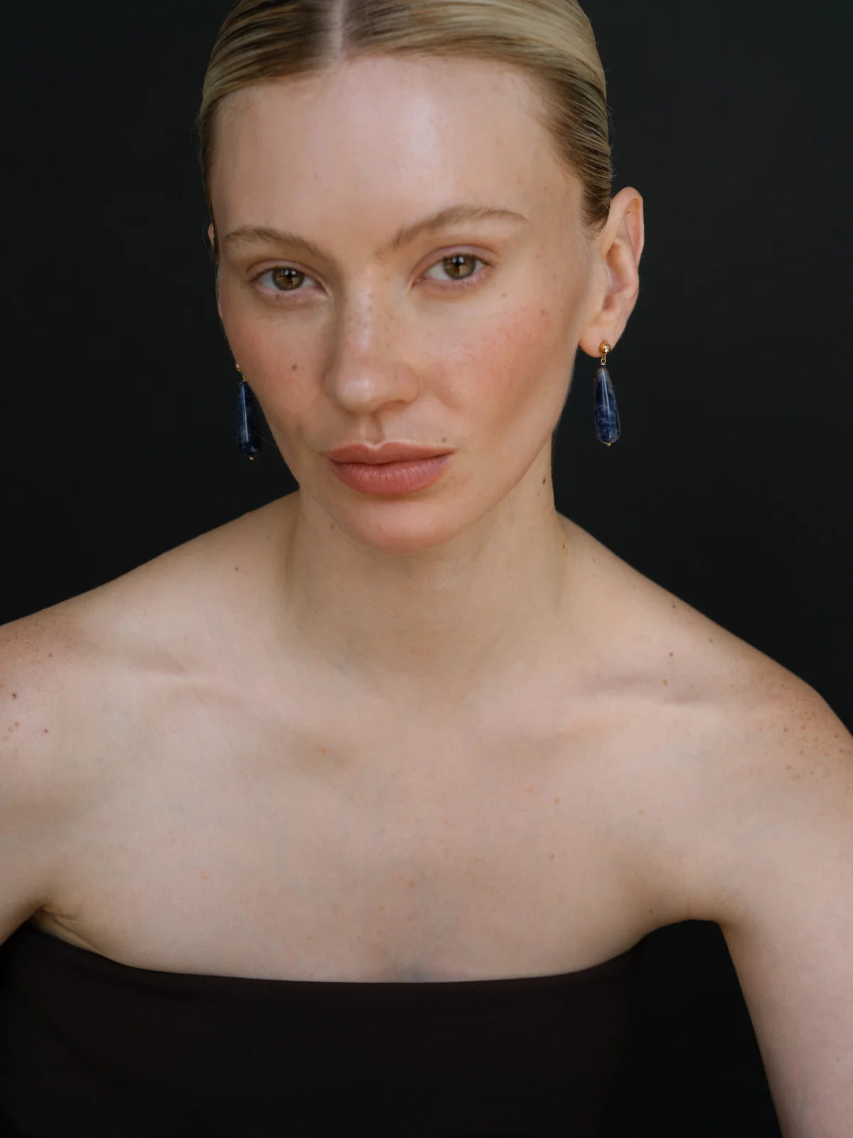 LISBETH JEWELRY - ARWEN EARRINGS - SODALITE/GOLD FILLED