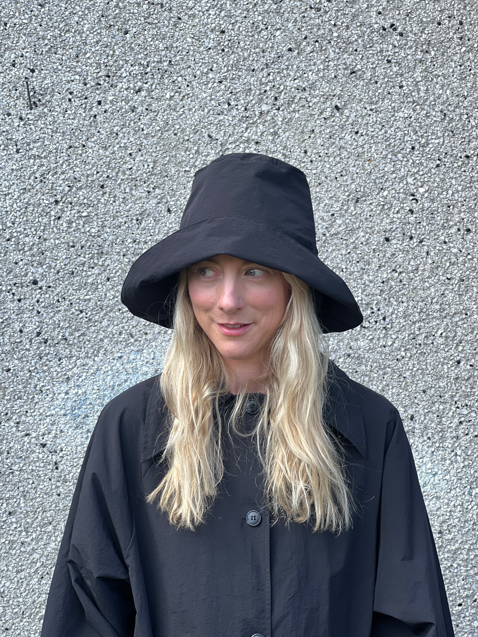 A BRONZE AGE - CHAPEAU MILO - NYLON NOIR - AH26