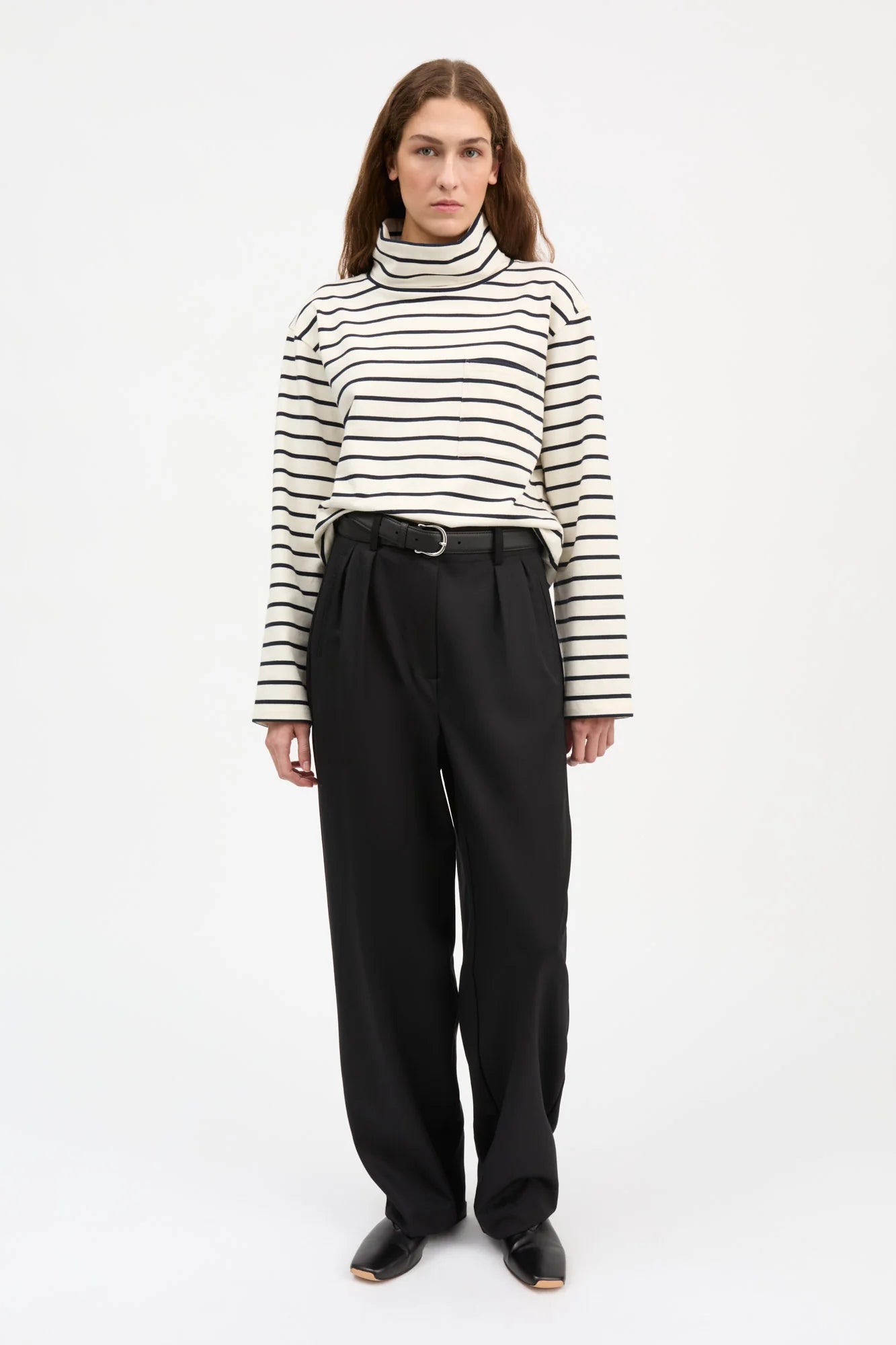 SKALL STUDIO - COL ROULÉ NESSA - RAYÉ ÉCRU/ MARINE - AH26