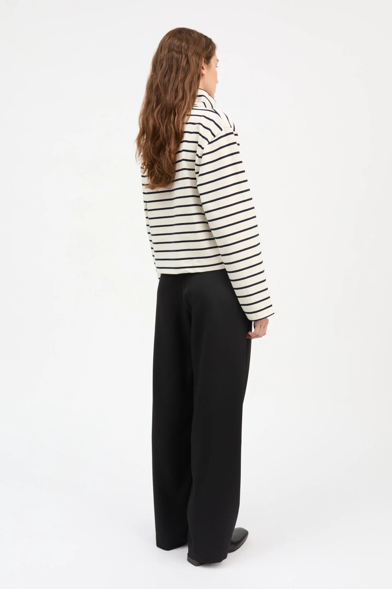 SKALL STUDIO - COL ROULÉ NESSA - RAYÉ ÉCRU/ MARINE - AH26