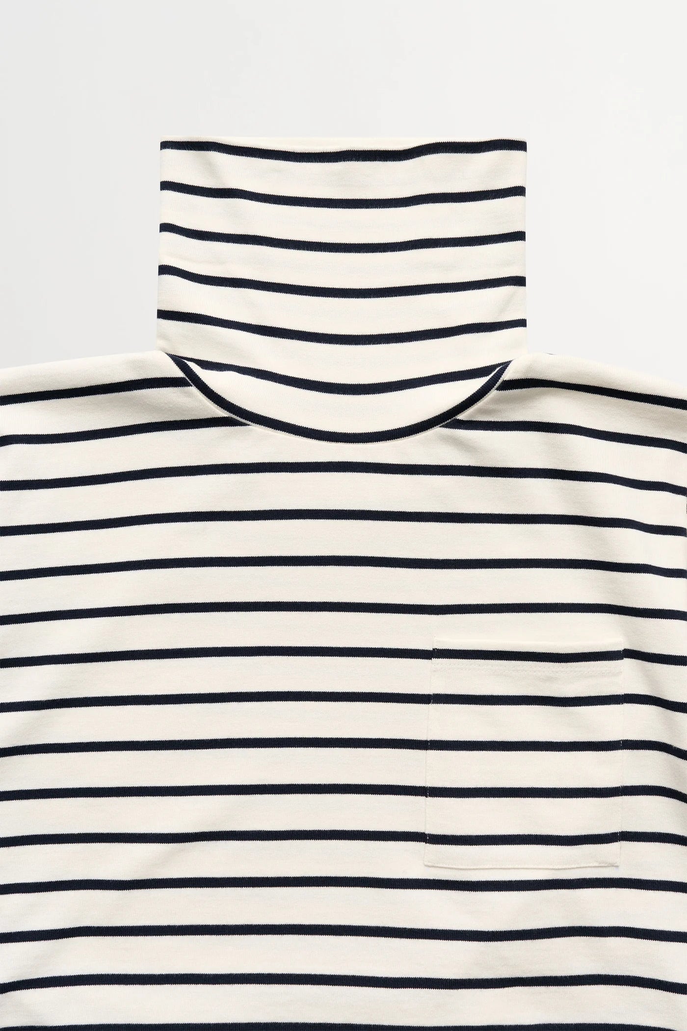 SKALL STUDIO - COL ROULÉ NESSA - RAYÉ ÉCRU/ MARINE - AH26