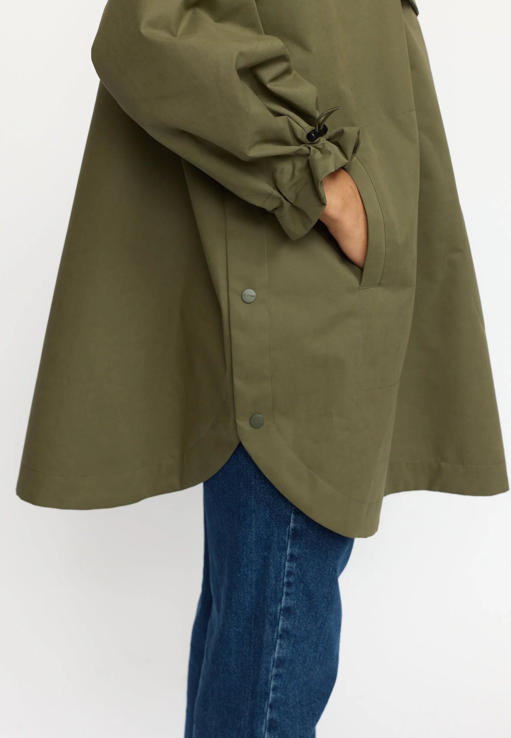 SELFHOOD - PONCHO - KAKI - AH25