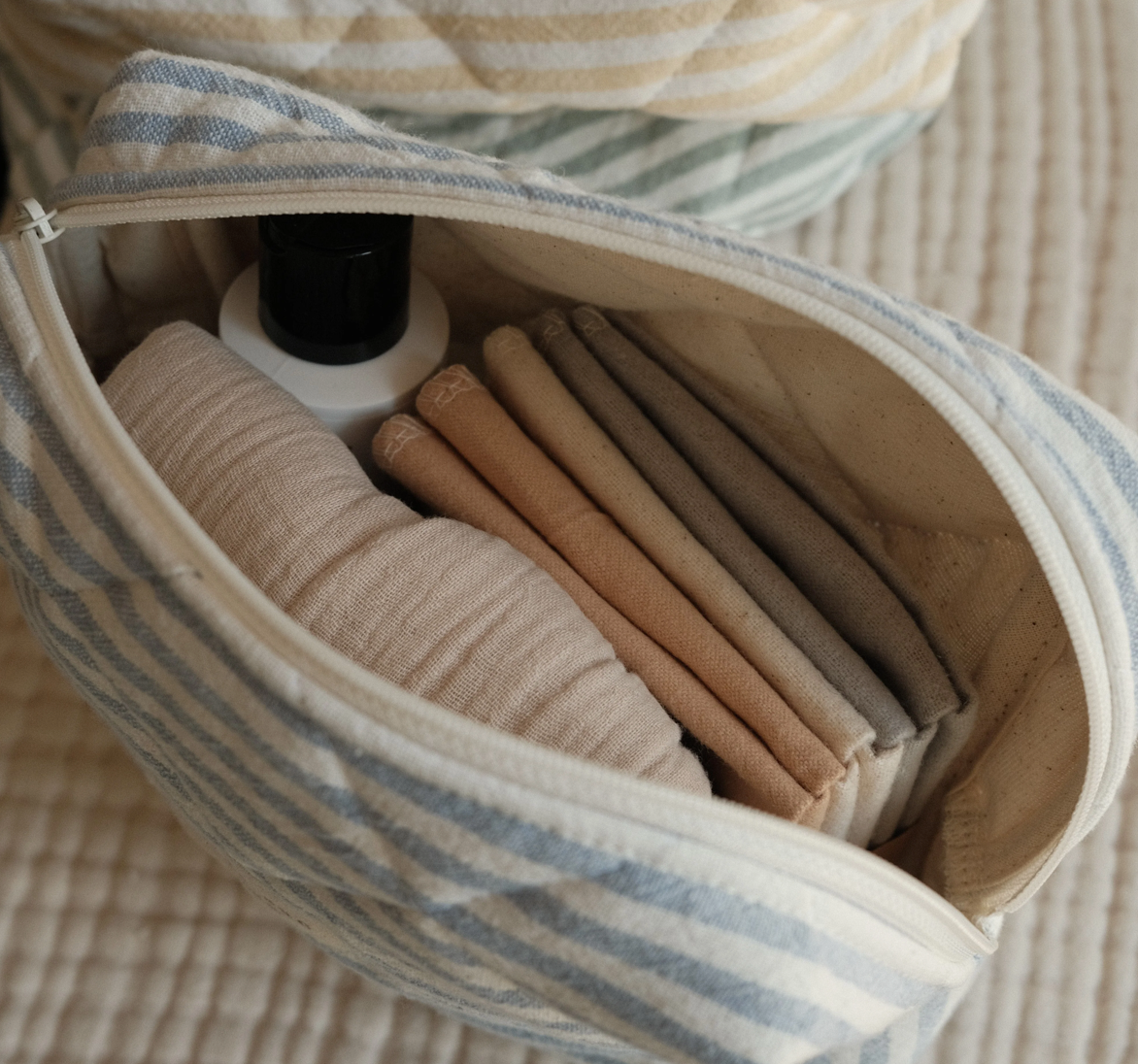 DANS LE SAC - POUCH MAMA