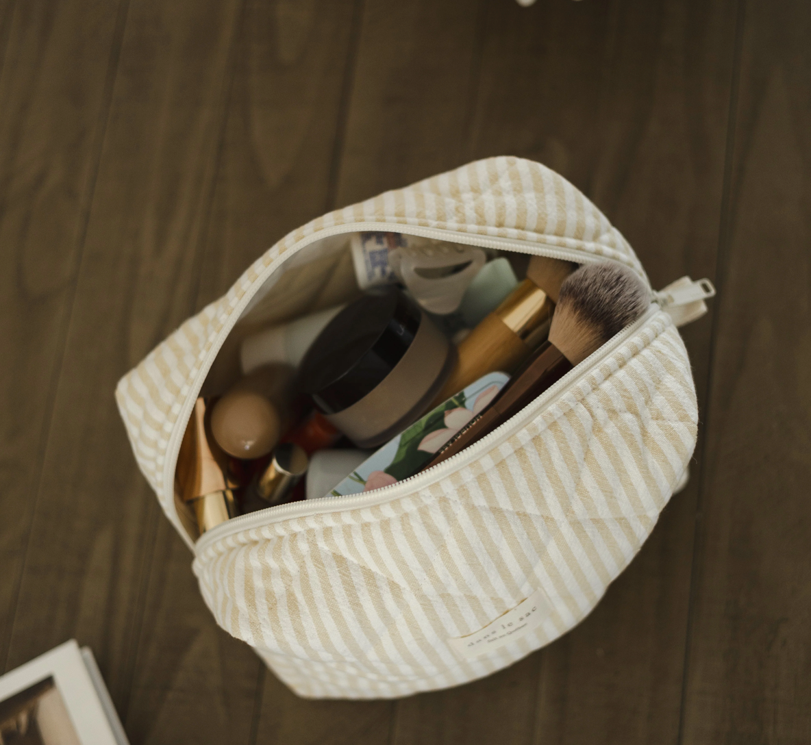 DANS LE SAC - GRANDE POCHETTE MATELASSÉ
