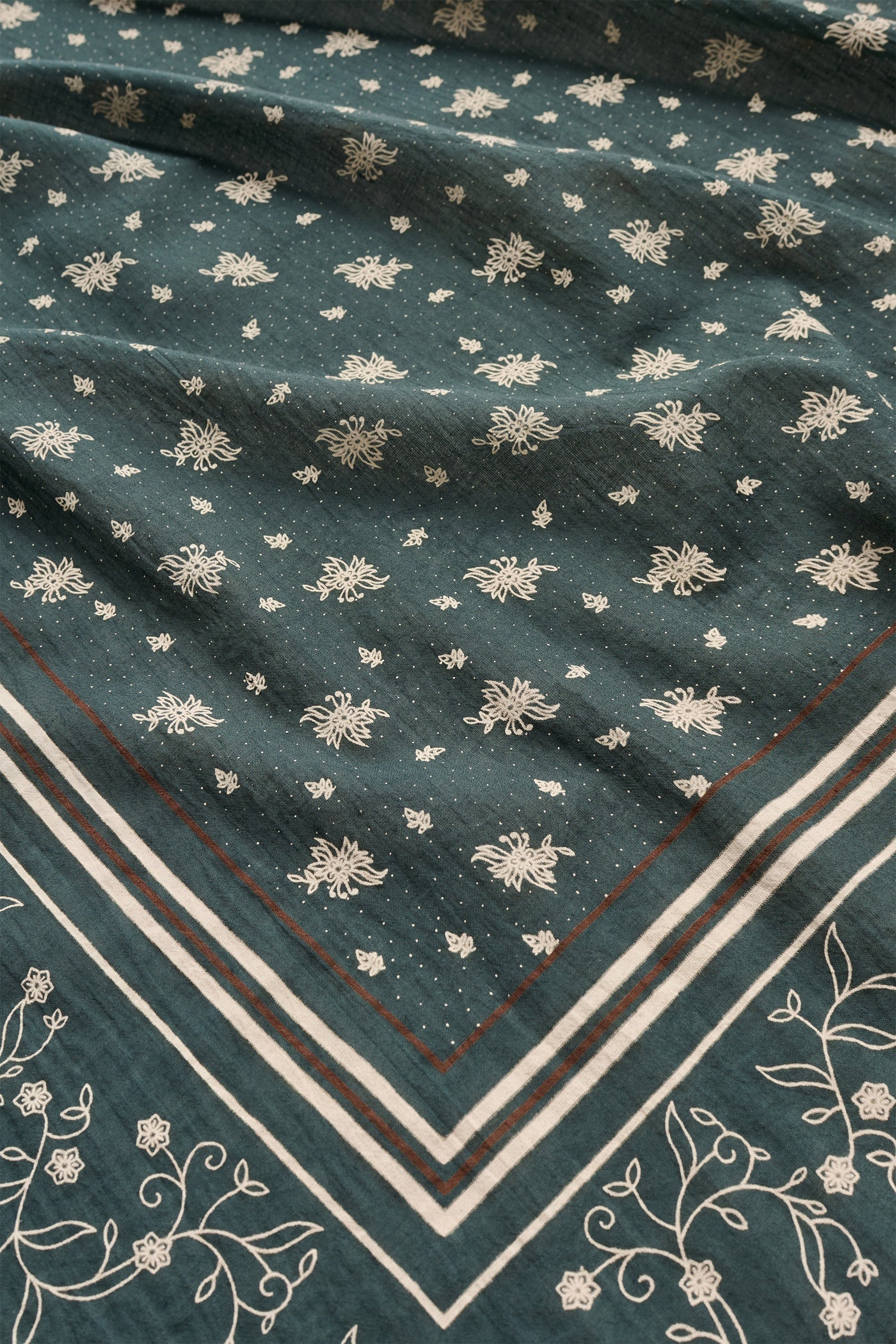 SKALL STUDIO - FOULARD CLASSIQUE - VERT FONCÉ/BRUN - 90X90 - AH26