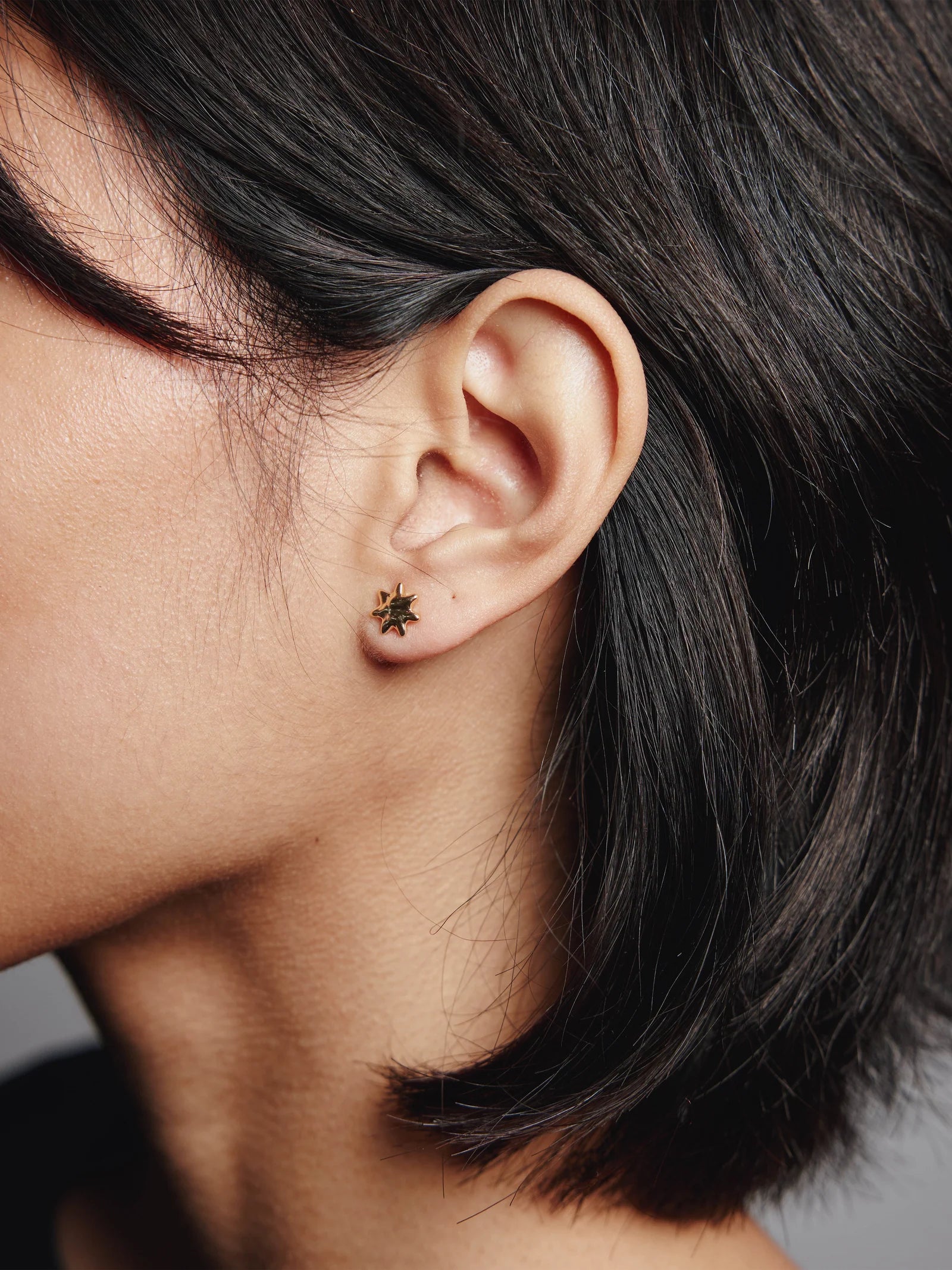WOLF CIRCUS - MINI SUN EARRINGS - GOLD
