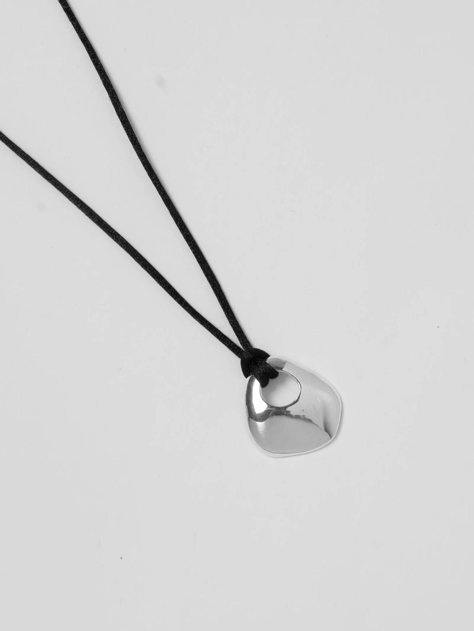 WOLF CIRCUS - COLLIER DEVON - ARGENT