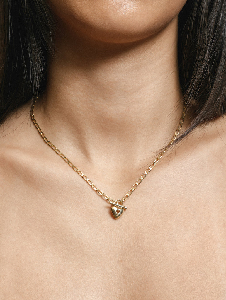WOLF CIRCUS - HEART TOGGLE NECKLACE - GOLD