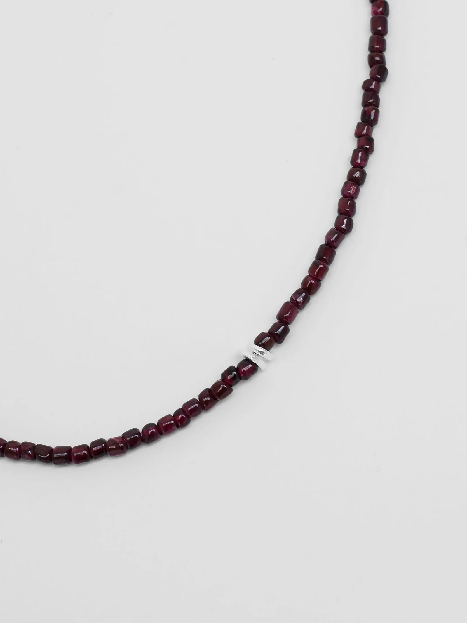 WOLF CIRCUS - JANE NECKLACE - RED GARNET