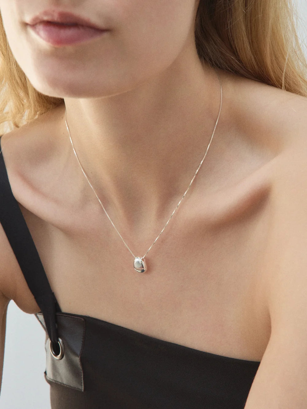 WOLF CIRCUS - COLLIER NAYA PETIT - 18" ARGENT STERLING