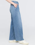 DUER - PERFORMANCE DENIM HIGH WAIST WITH PLEAT - SLATE INDIGO - SS26