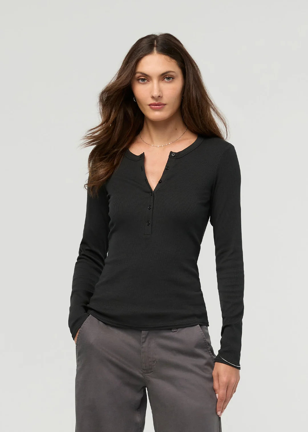 DUER - HAUT HENLEY COTON PIMA CÔTELÉ - NOIR