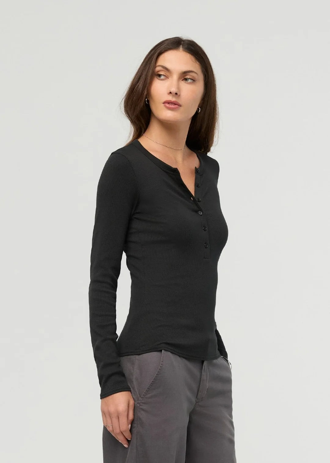 DUER - HAUT HENLEY COTON PIMA CÔTELÉ - NOIR