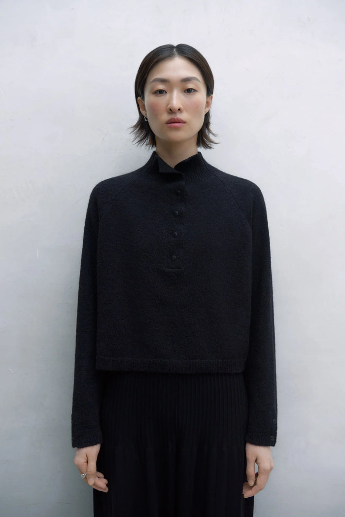 **PRE-ORDER** CORDERA - BABY ALPACA POLO SWEATER - BLACK - RESORT24