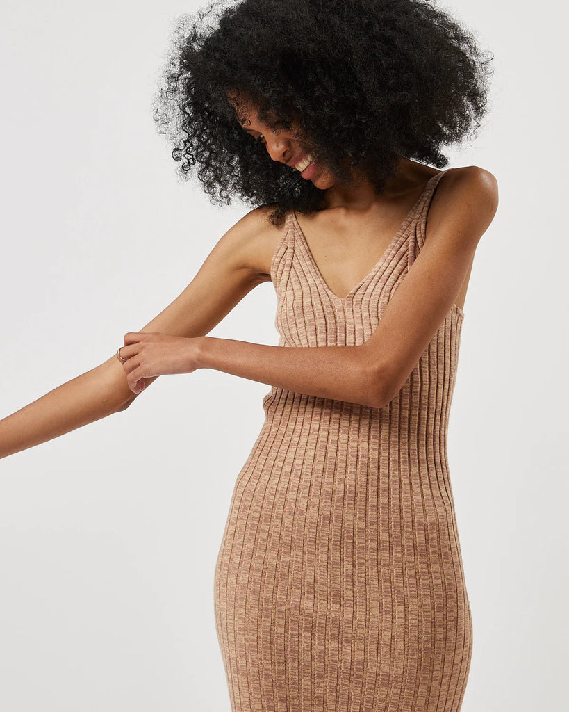 MINIMUM - STRAPPY DRESS - BROWNIE - SS23