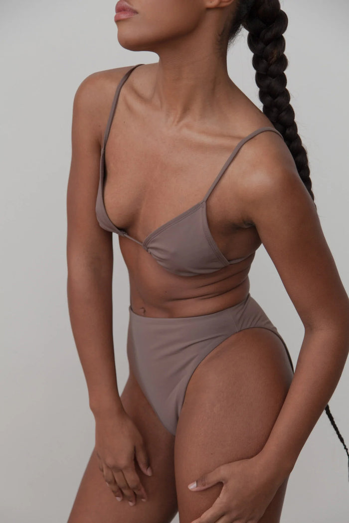 BETH RICHARD X BOHEME - TRIANGLE TOP - TAN