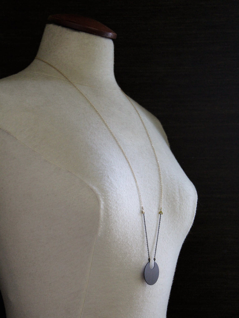 NEA - COLLIER CALIXTE
